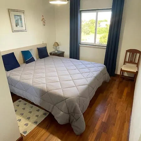 Vau Sea View, T2 Apartment, Close To Beach,ideal For Families *