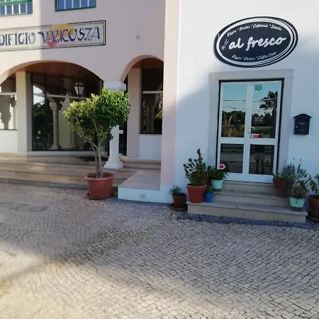 Vau Sea View, T2 Apartment, Close To Beach,ideal For Families Portimão