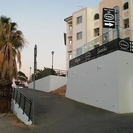 Apartment Vau Sea View, T2 Apartment, Close To Beach,ideal For Families Portimao