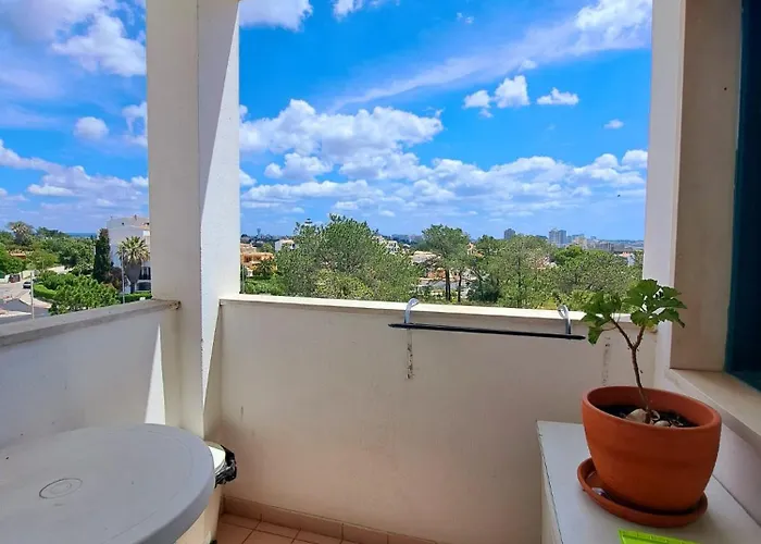 Vau Sea View, T2 Apartment, Close To Beach,ideal For Families * Portimão