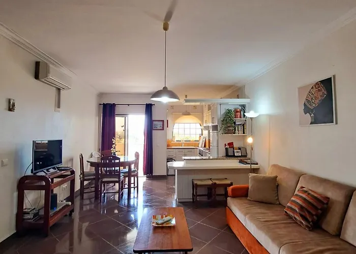 Vau Sea View, T2 Apartment, Close To Beach,ideal For Families Apartamento Portimão