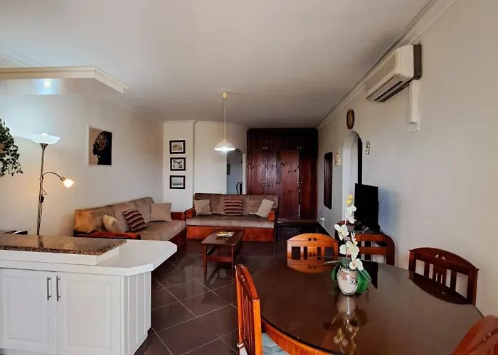 Apartamento Vau Sea View, T2 Apartment, Close To Beach,ideal For Families *