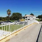 Apartment Vau Sea View, T2 Apartment, Close To Beach,ideal For Families