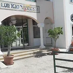 Vau Sea View, T2 Apartment, Close To Beach,ideal For Families * Portimão